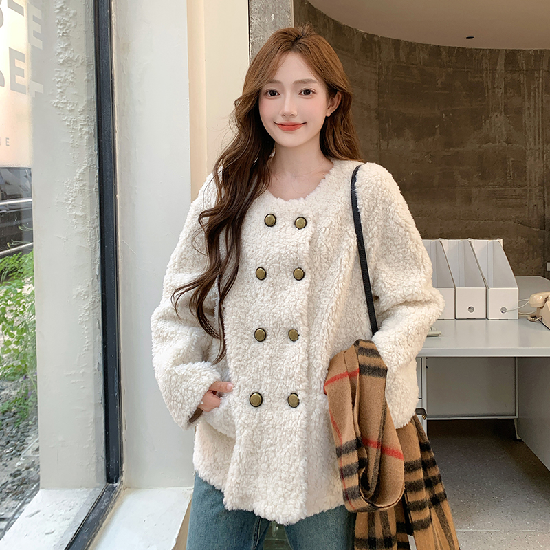 【现货】新款米色皮毛一体环保羊糕毛外套102-906-P215-K318，女装皮草，浙宝102（原188）