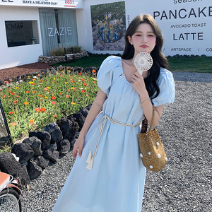 2025夏季新款韩版温柔甜美气质收腰显瘦泡泡袖中长款连衣裙女图片