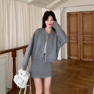 【现货】新款灰色两件套套装102-201-P135-K188图片