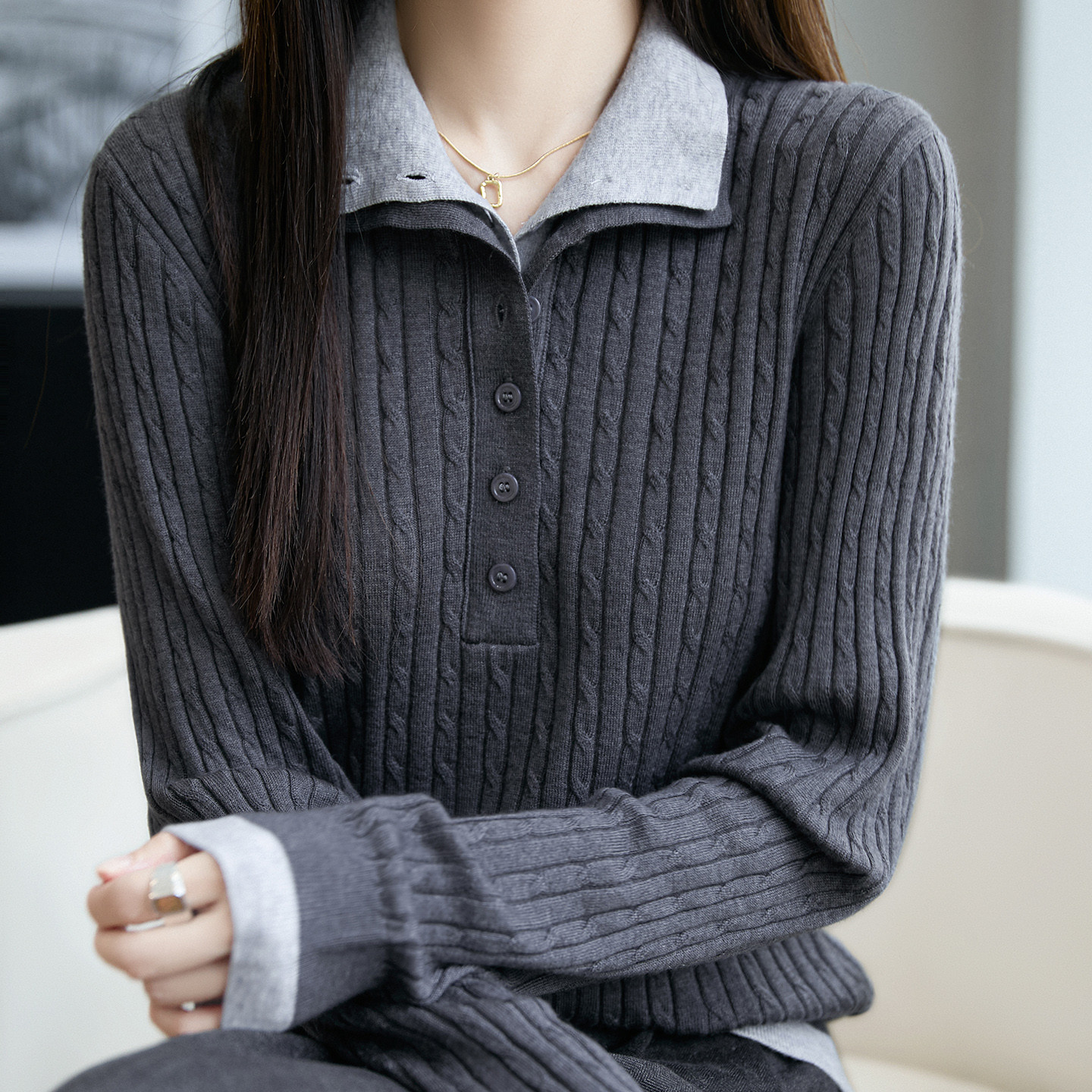 翻领老钱风假两件套头针织衫女