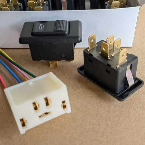 捷达玻璃升降器开关插座老款解放151电动门窗按钮陕汽奥龙东风