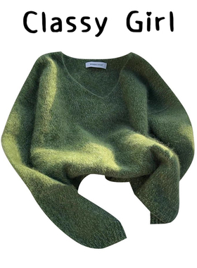 软糯奶呼呼绿色V领浣熊绒毛衣女秋冬大码胖MM宽松慵懒针织衫上衣