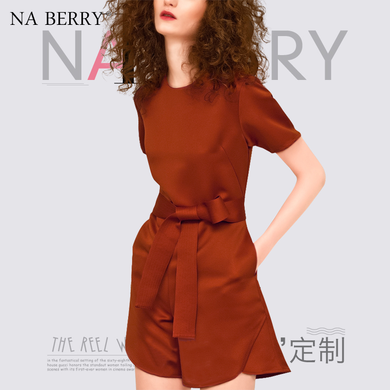 清仓时尚休闲欧货套装女2023夏装欧洲站女神范短裤两件套
