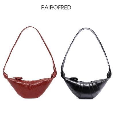 小众设计感法式红色可颂牛角包单肩斜挎慵懒高级感羊角包饺子包