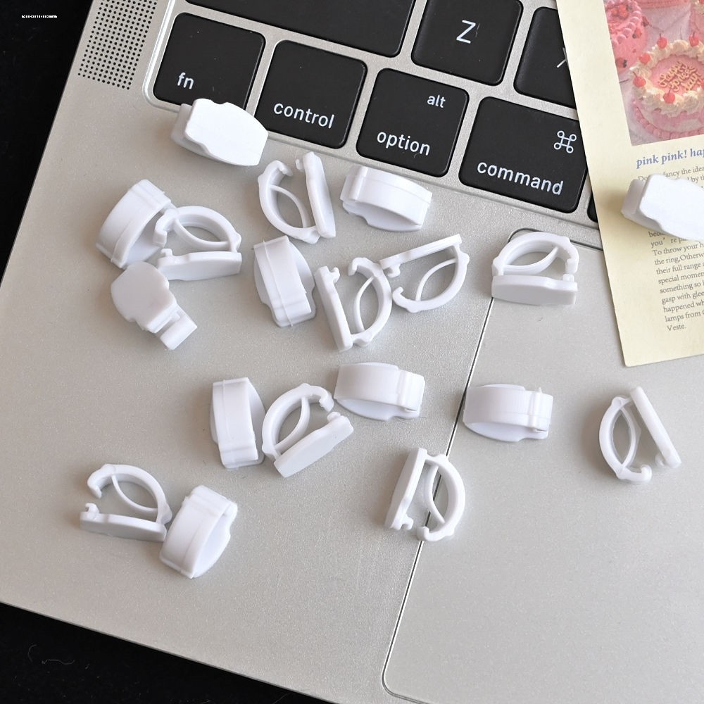 可拆卸鞋带扣diy鞋子配饰鞋扣夹扣卡扣黑色透明鞋花装饰底座塑料,服饰配件/皮带/帽子/围巾,鞋扣,淘宝优惠券,粉丝福利购,淘宝优惠卷