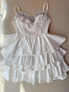 闪钻珍珠白色结婚礼服吊带晚礼服不对称派对礼服蛋糕裙 日本正品
