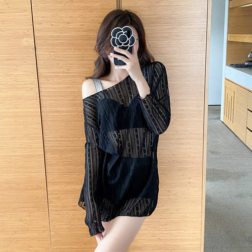 性感比基尼三件套聚拢遮肉