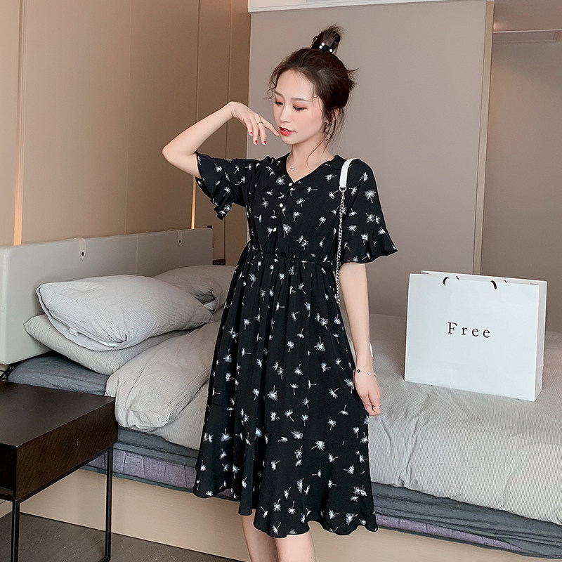 碎花连衣裙女夏2020新款韩版修身显瘦中长款泫雅风雪纺连衣裙在类目 女装/女士精品, 连衣裙中 - 来自Buy2taobao.com提供专业的淘宝代购服务