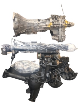 适用猎豹黑金刚2.4 4G64骑兵2.2 4RB3 4RB1V31 V43两驱改四驱前桥