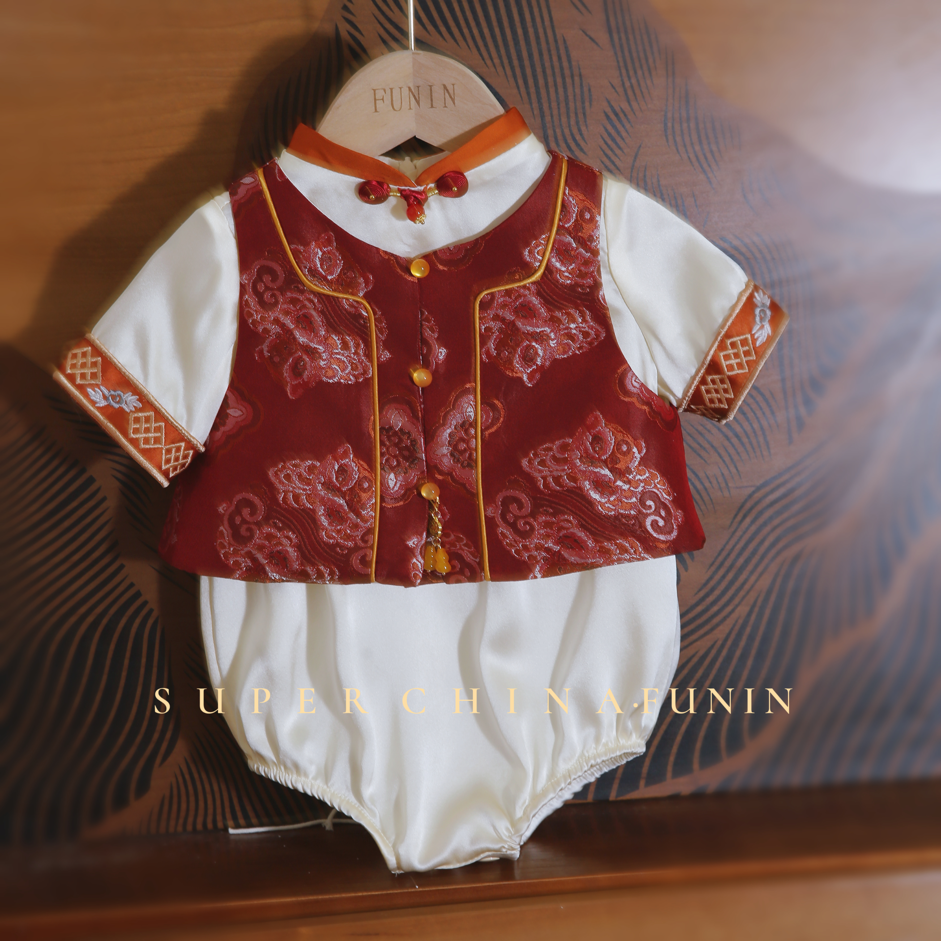 纺趣丢丢夏款男宝中式抓周服真丝