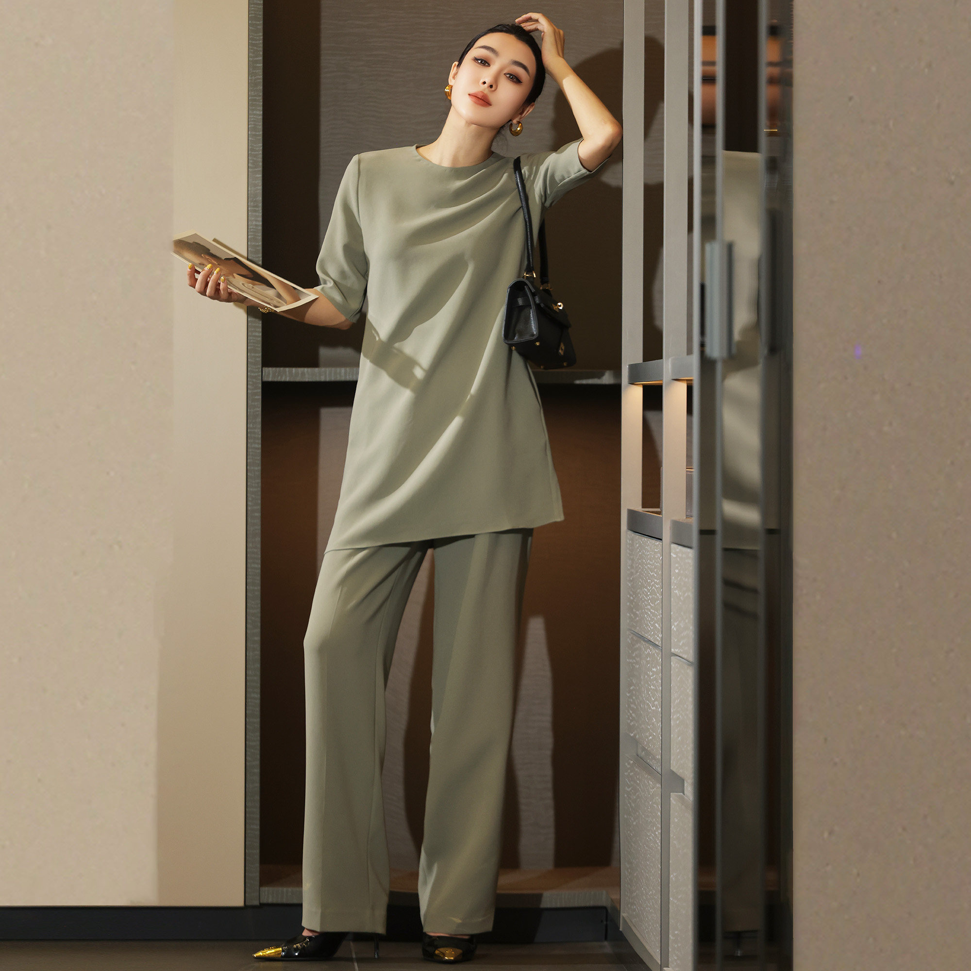 夏季极简风醋酸套装2026新款中袖长款上衣阔腿裤两件套高级感通勤