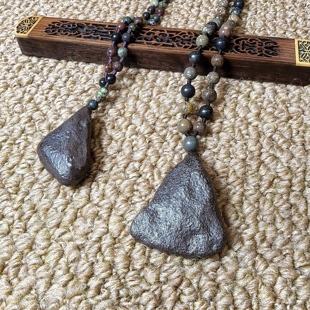 2件套情侣亲子装新疆五彩湾硅化铁原生态吊坠养心护心石项链305