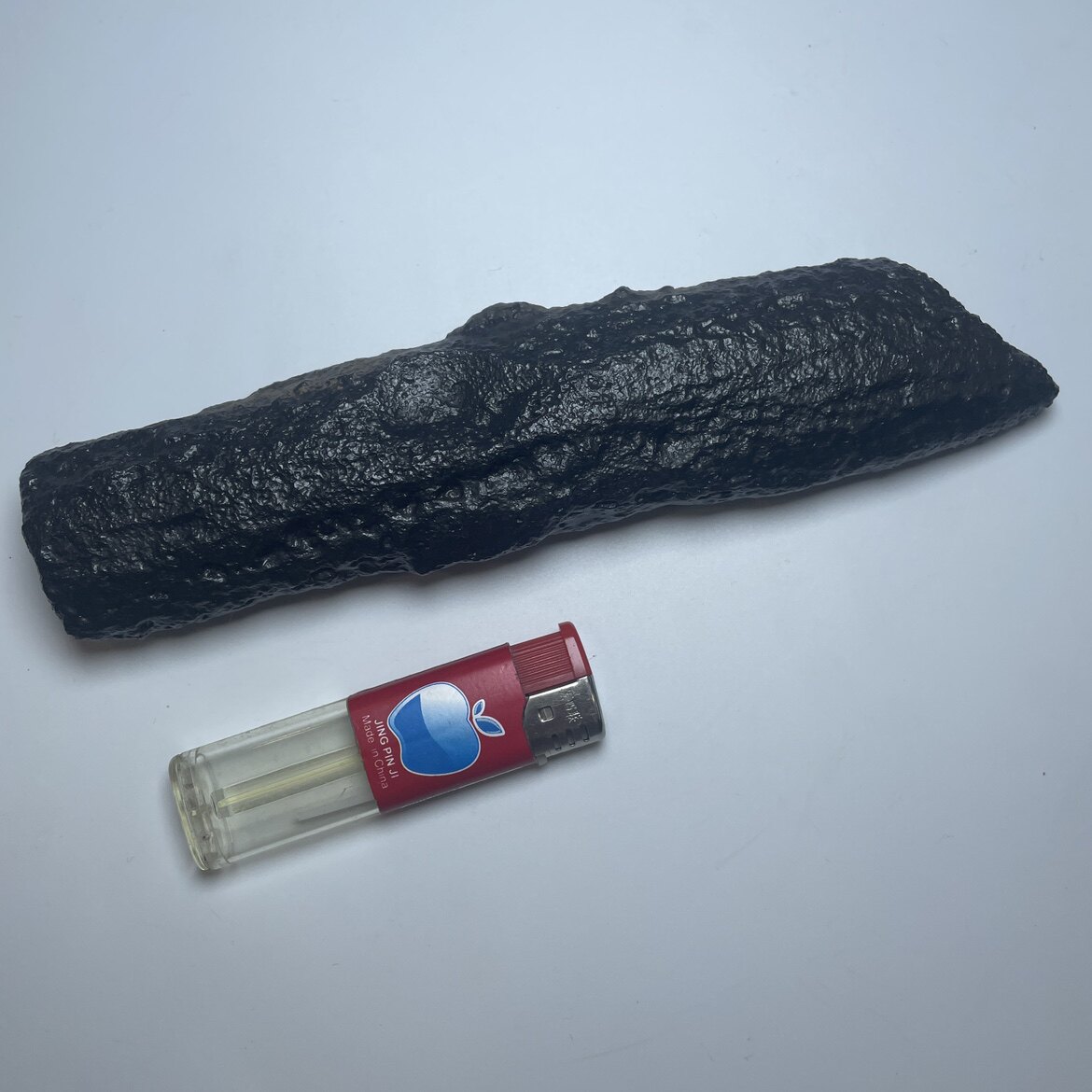 新疆五彩湾蓝光硅化铁原石摆件棒棒料20cm *4.5cm 566克297