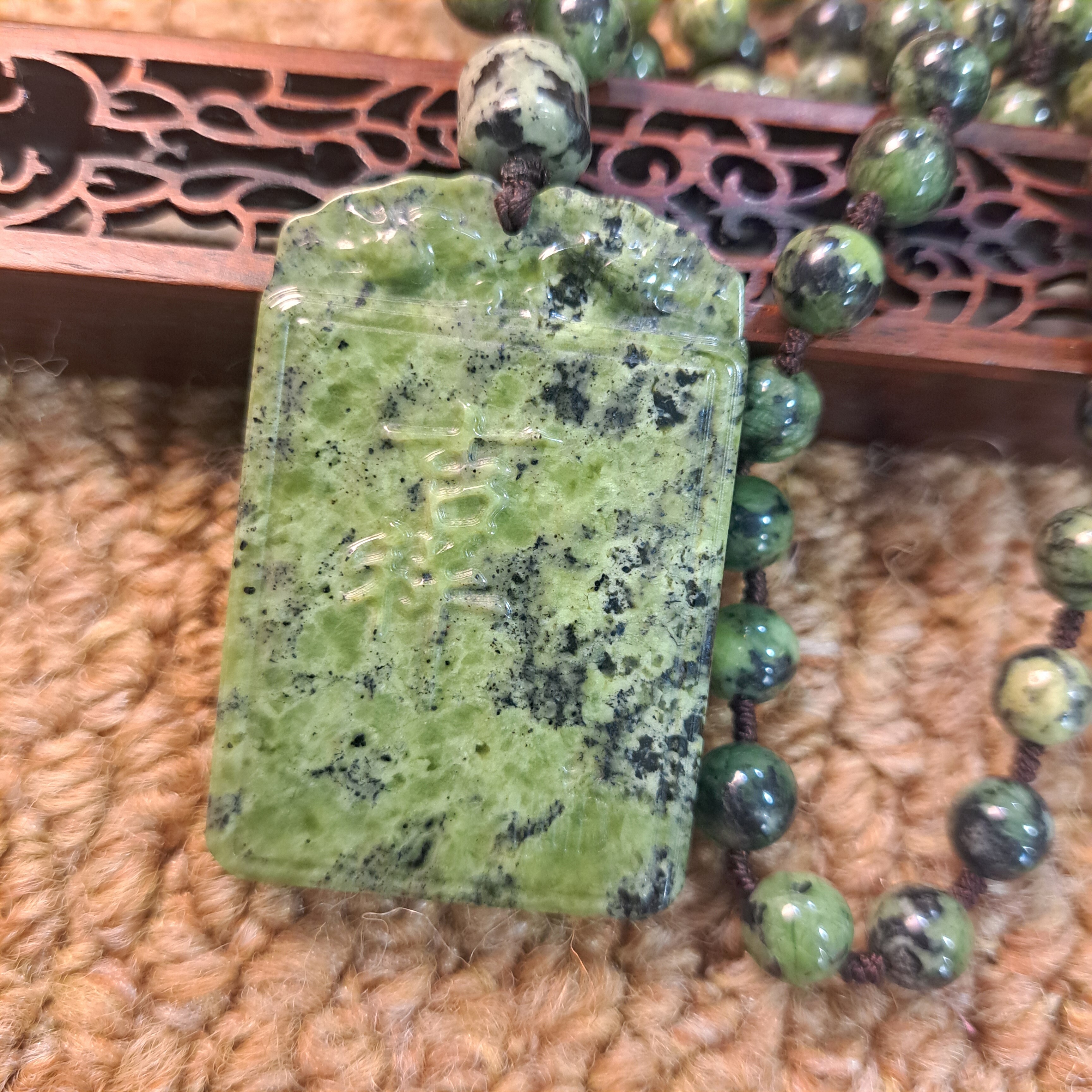 真品药王石古法双面雕刻路路通吉祥福牌吊坠挂坠油润玉化8㎜链741