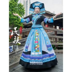 新款广西壮族服装成人三月三少数民族服饰女盛装壮锦刺绣演出长裙