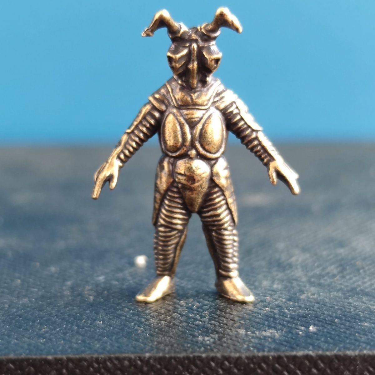 黄铜奥特曼打怪兽shf芝顿 杰顿宇宙恐龙zetton 变异蟑人初代奥特