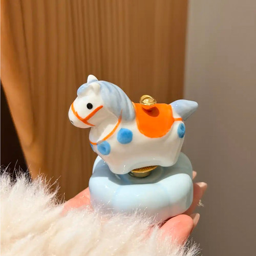 时来运转小马景德镇转转乐车内饰品摆件汽车装饰马上有钱新年礼物
