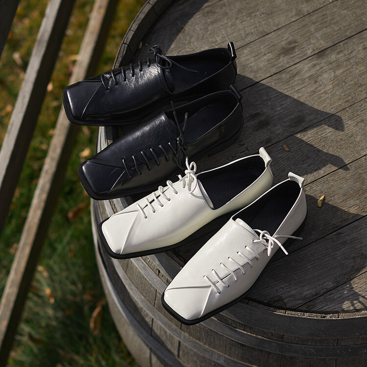 小众设计款~方头法式复古绑带单鞋女黑白小皮鞋真皮系带德比鞋