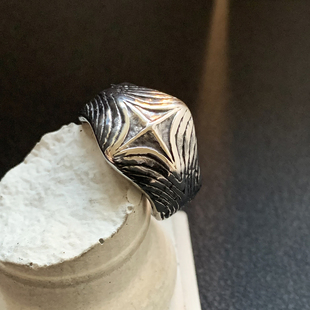 古拙十字-印章不掉色钛钢戒指复古食指朋克波纹中古欧美尾戒指环