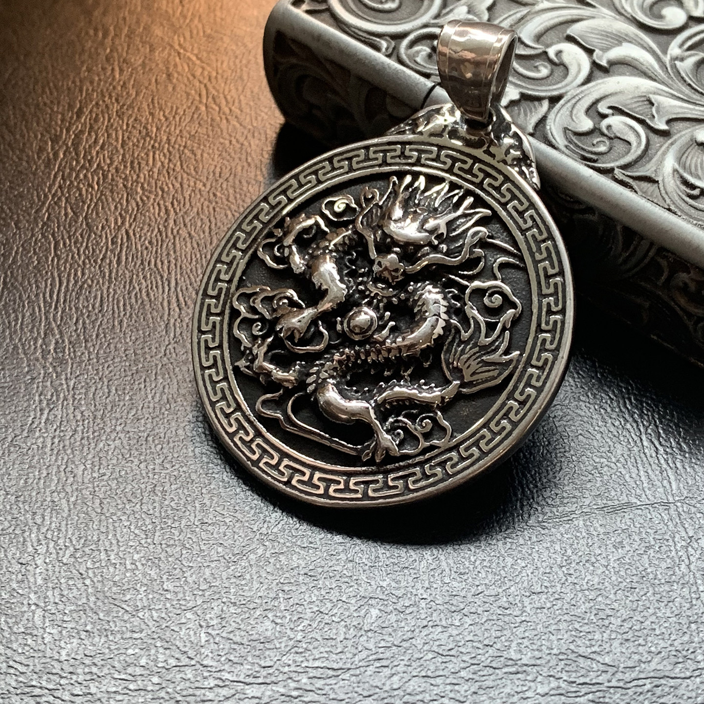 真•龙银元-古法钛钢项链男款潮复古重工中古长款不掉色生肖项坠