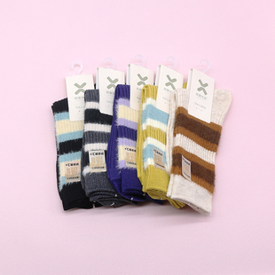 西客优品 横条暖暖羊毛保暖微骨中筒学生成人女袜252J2764 冬时尚