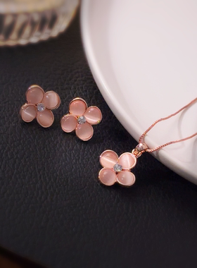 2025新款四叶草项链女日韩简约