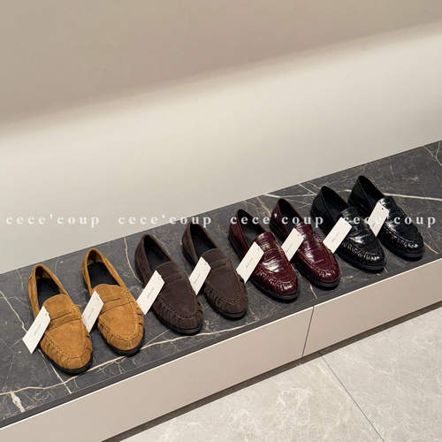 老钱风褶皱粗跟平底乐福鞋