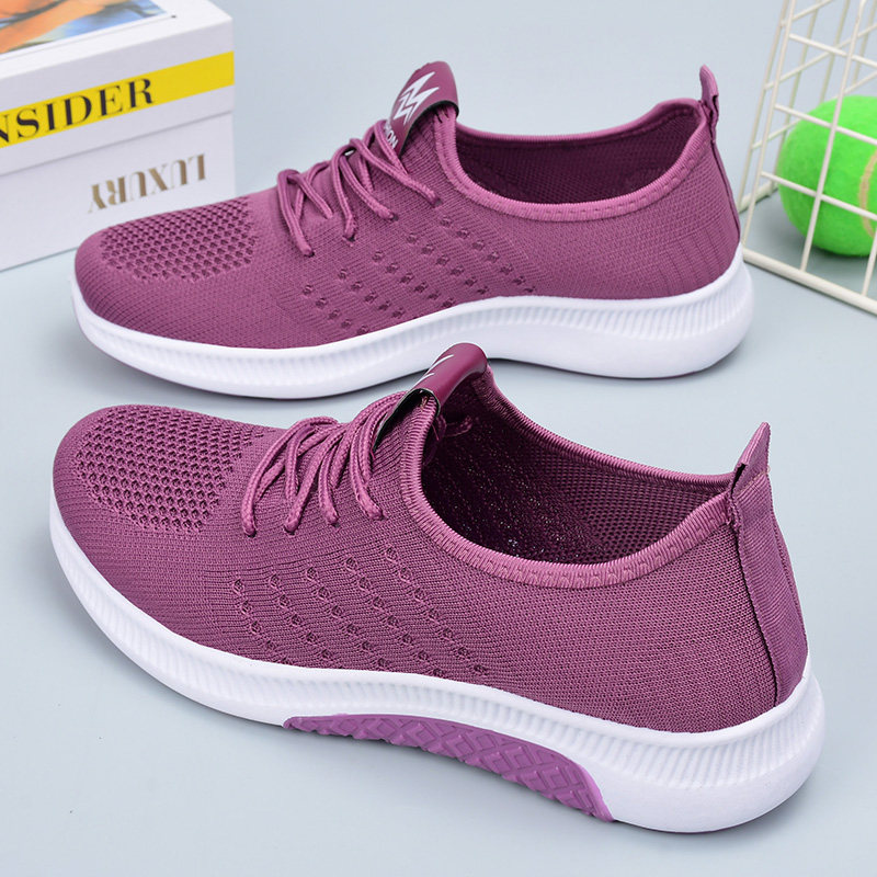 春秋老北京布鞋女新款透气飞织单鞋休闲运动鞋软底防滑妈妈鞋百搭