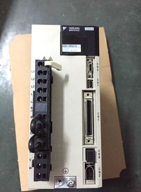 SGDV-5R5A01A原装安川750W伺服驱动器全新质保一年现货包邮询价