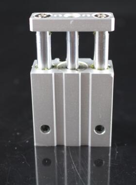 带导杆三轴三杆气缸MGJ6-5-F8BL 6-10-F8NL/6-15-F8B 6-4/6-8