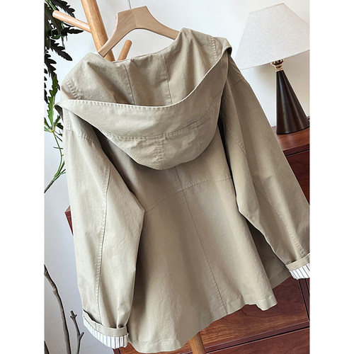 户外工装休闲风连帽外套女宽松显瘦纯棉短夹克派克服2025秋季新款