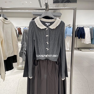 UR&DC2025秋季新款法式甜美风撞色镂空娃娃领绞花肌理针织开衫女