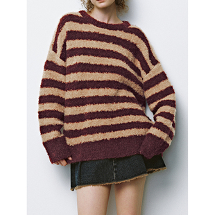 氛围感撞色条纹针织衫 宽松美式 女圆领套头毛衣 新款 UR&DC2024冬季
