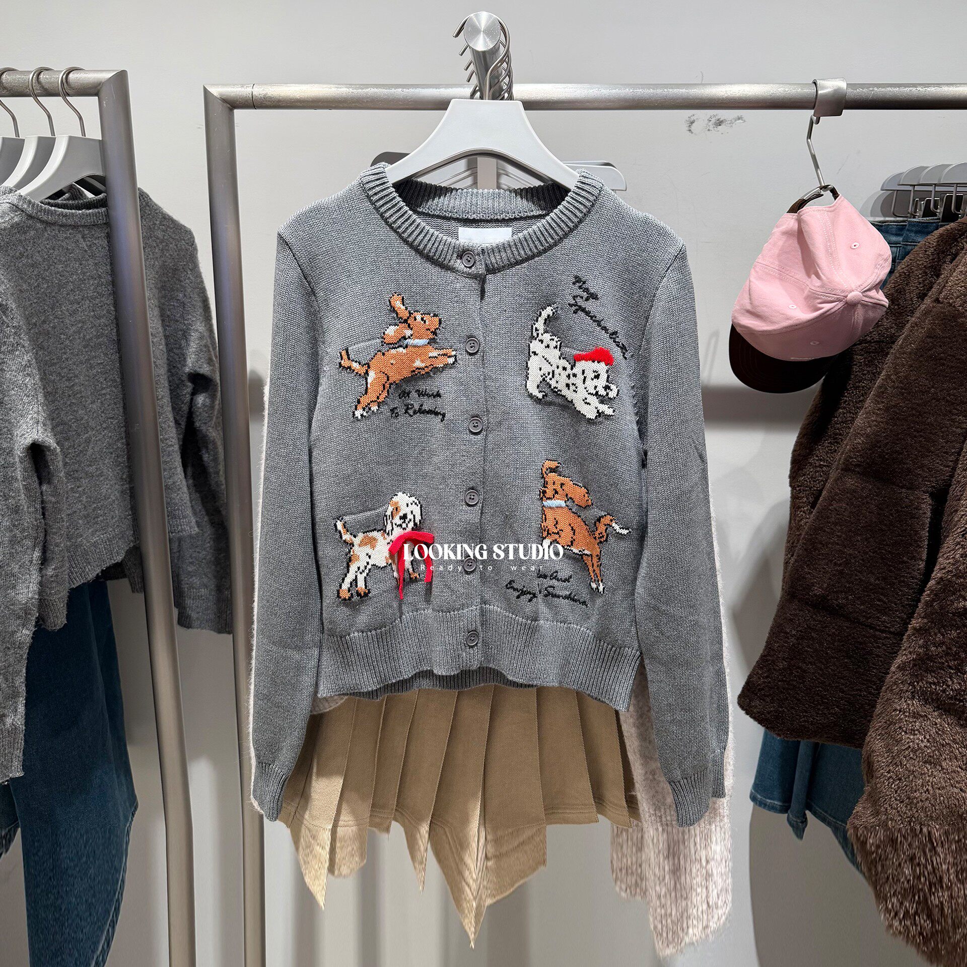 UR&DC2025冬季新款复古休闲甜美卡通动物提花棉质短款针织开衫女,女装/女士精品,毛针织衫,淘宝优惠券,粉丝福利购,淘宝优惠卷