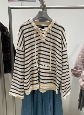 UR&DC2026春季新款薄款宽松慵懒撞色条纹系带V领套头长袖针织衫女