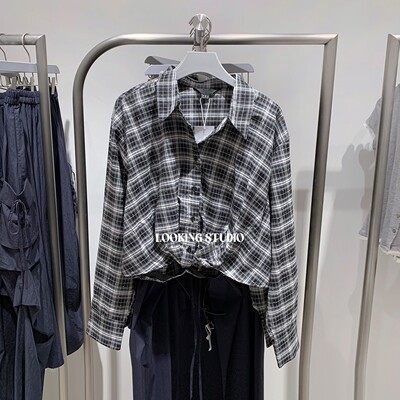 UR&DC2025秋季新款设计感撞色格纹烫钻装饰长袖罩衫衬衫女短上衣