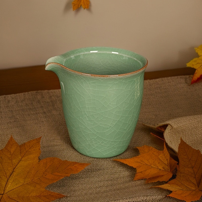 精品青瓷无柄公道杯茶海中式创意陶瓷家用功夫茶具配件茶道分茶器,餐饮具,公道杯,淘宝优惠券,粉丝福利购,淘宝优惠卷