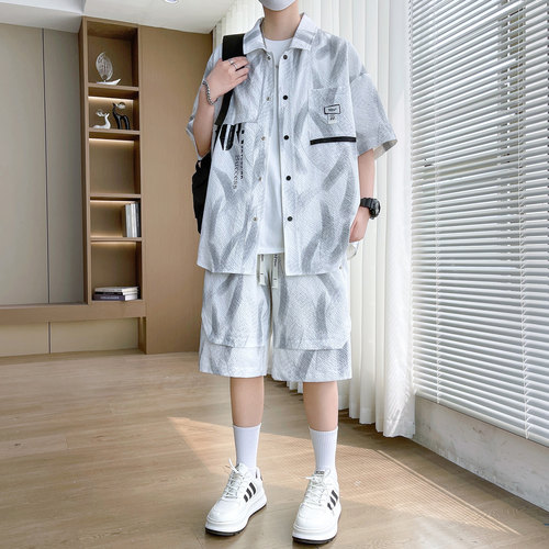 休闲运动套装男士夏季2026新款冰丝衬衫短袖短裤搭配一套男装衣服