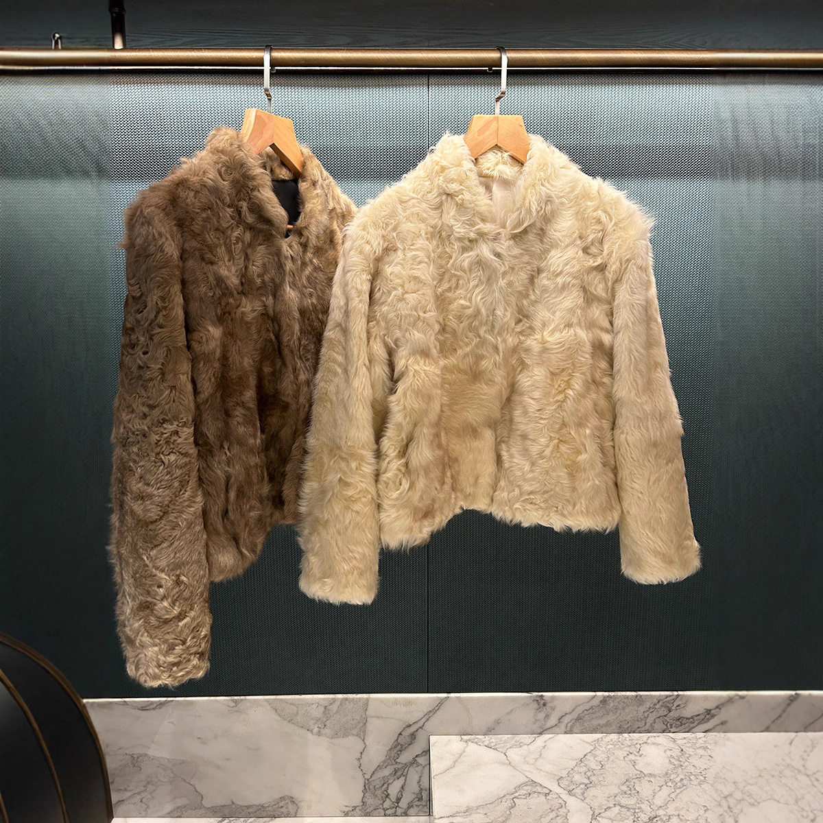 高奢中古风天然小湖羊原生态波浪纹羊卷毛老钱风皮草皮毛一体外套,女装/女士精品,皮草,淘宝优惠券,粉丝福利购,淘宝优惠卷