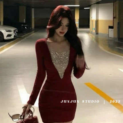 JUNJUN-STUDIO-26年早春性感辣妹包臀长袖连衣裙2862