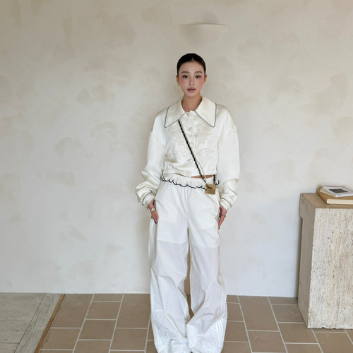 AIALA LUMENA-米调闲叙复古重工刺绣翻领短外套女短外套S21627