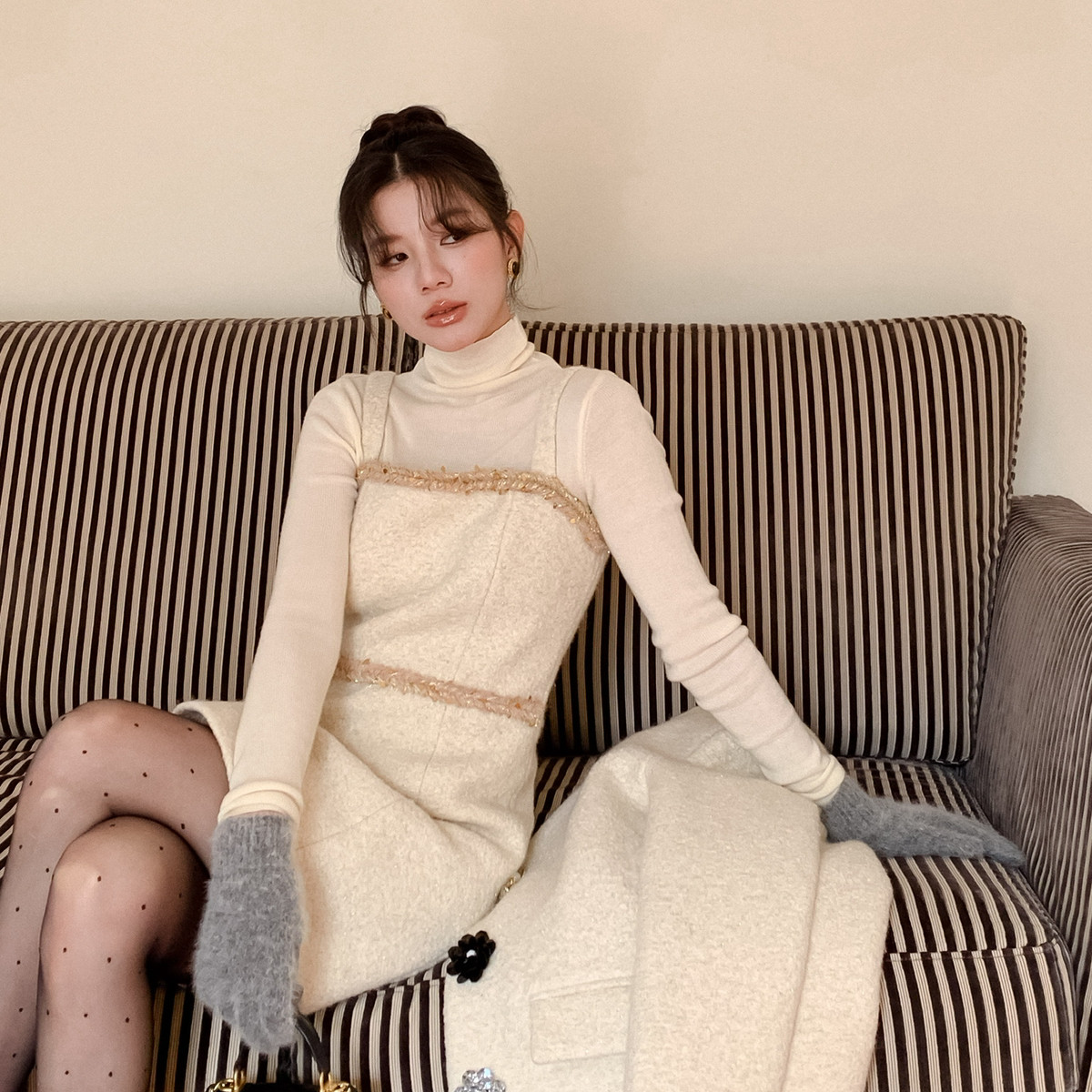 跨年战袍贵气感混纺编织小香风背心连衣裙（含45羊毛）