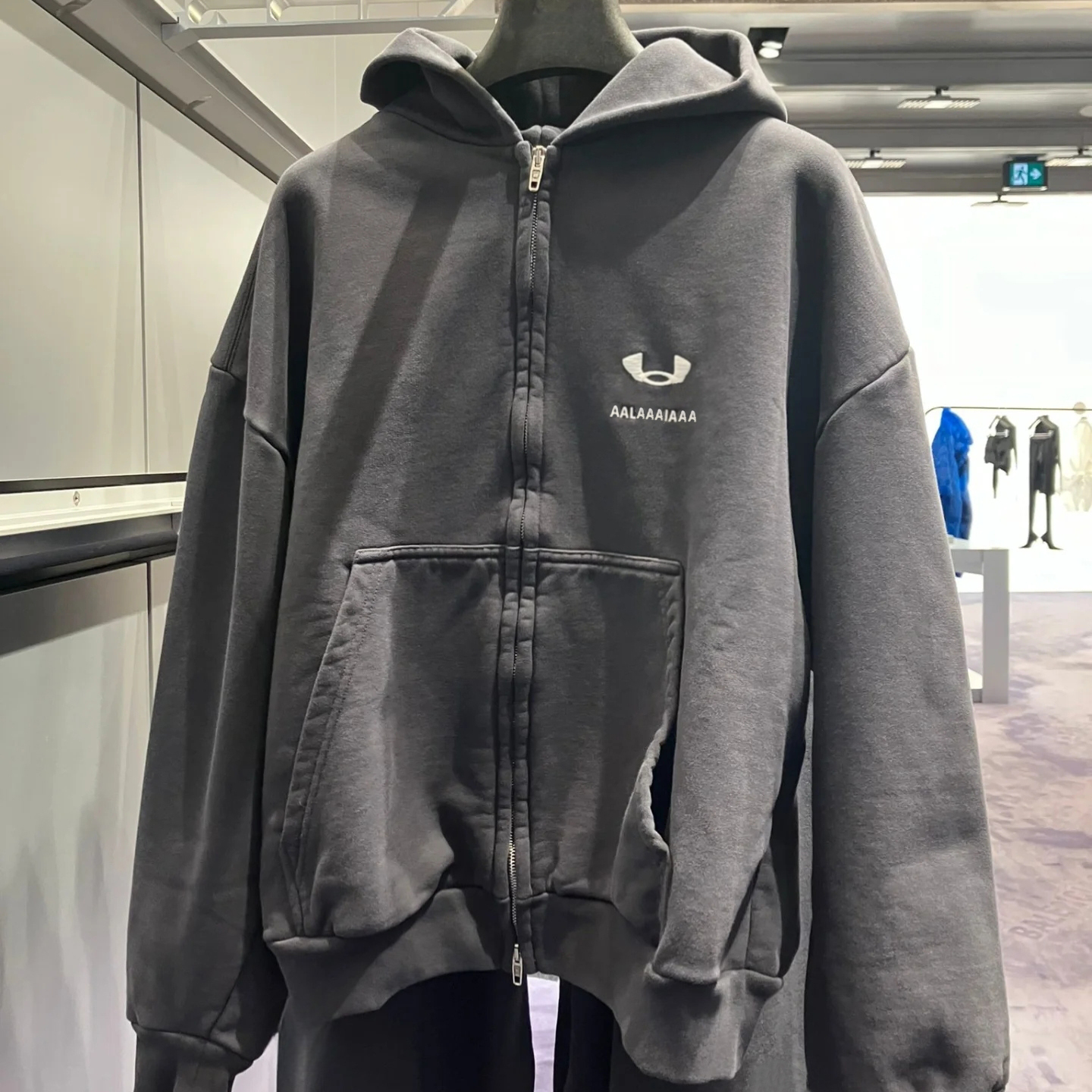 巴黎风联名款刺绣logo纯棉高克重拉链外套男女宽松连帽开衫卫衣潮