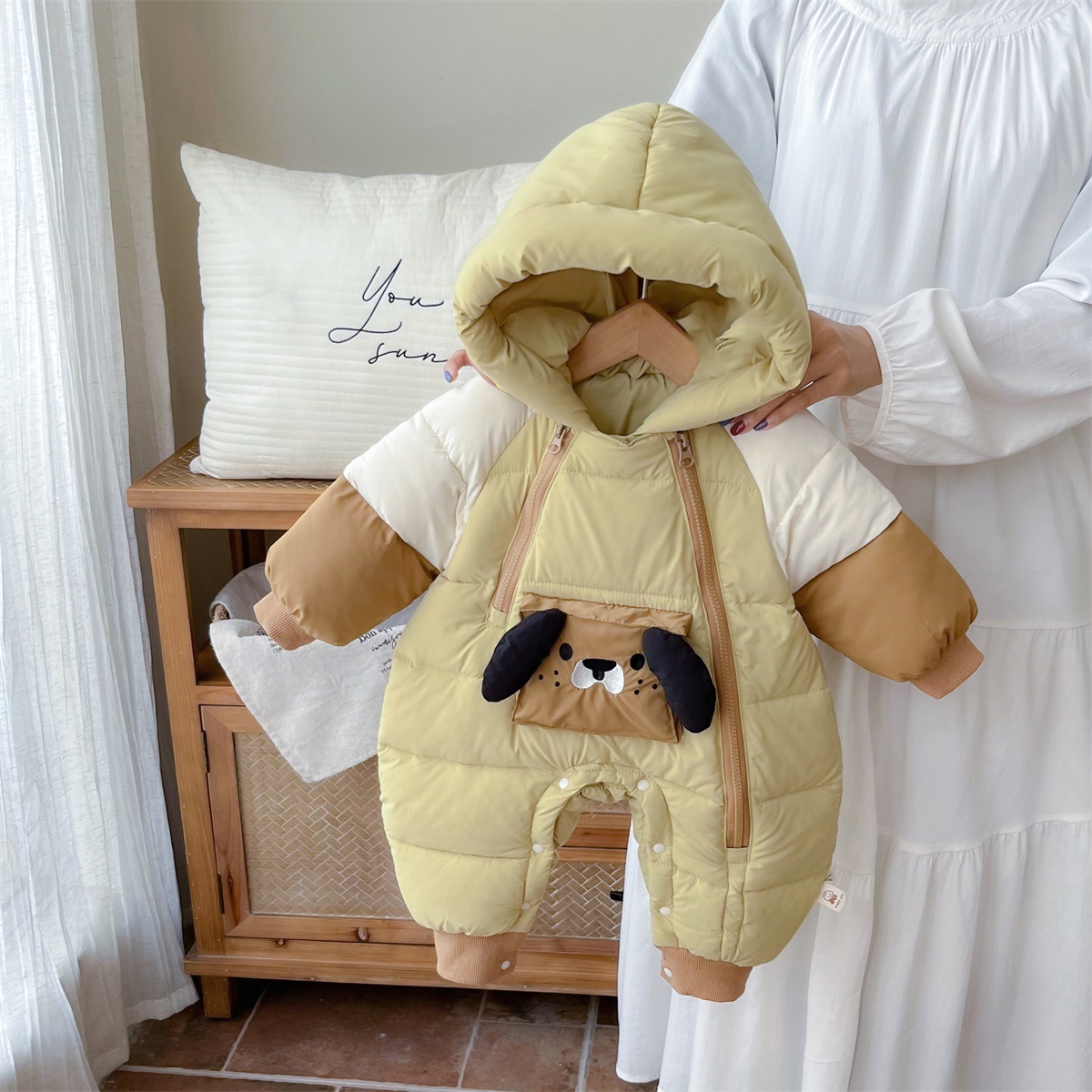 2025新品婴幼儿连体哈衣外出服冬季男宝宝棉衣爬服新生儿加厚棉服