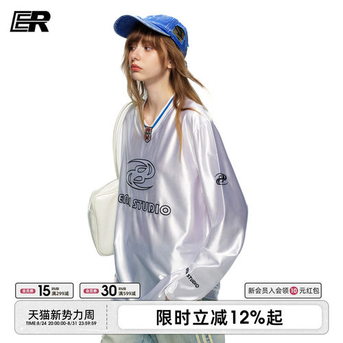 ER复古运动V领字母长袖T恤女