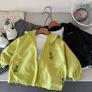 男童冲锋衣外套2025春秋款儿童休闲连帽上衣小男孩帅气外套百搭