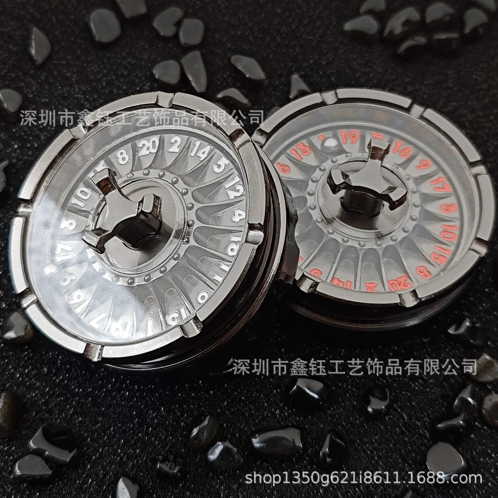 新款旋转D20骰子轮盘解压金属滚珠DND龙与地下城桌游TRPG