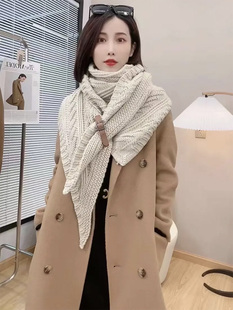 外搭黑色斗篷披肩 针织围巾女士衬衫 2025新款 皮扣三角巾围脖秋冬季