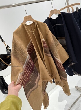 捡漏！淘到国外商场249+格纹流苏多用披肩围巾T781