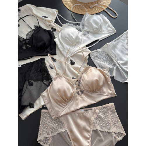 捡漏！桑蚕丝！淘到红人店500+法式蕾丝拼接内衣套装Q028